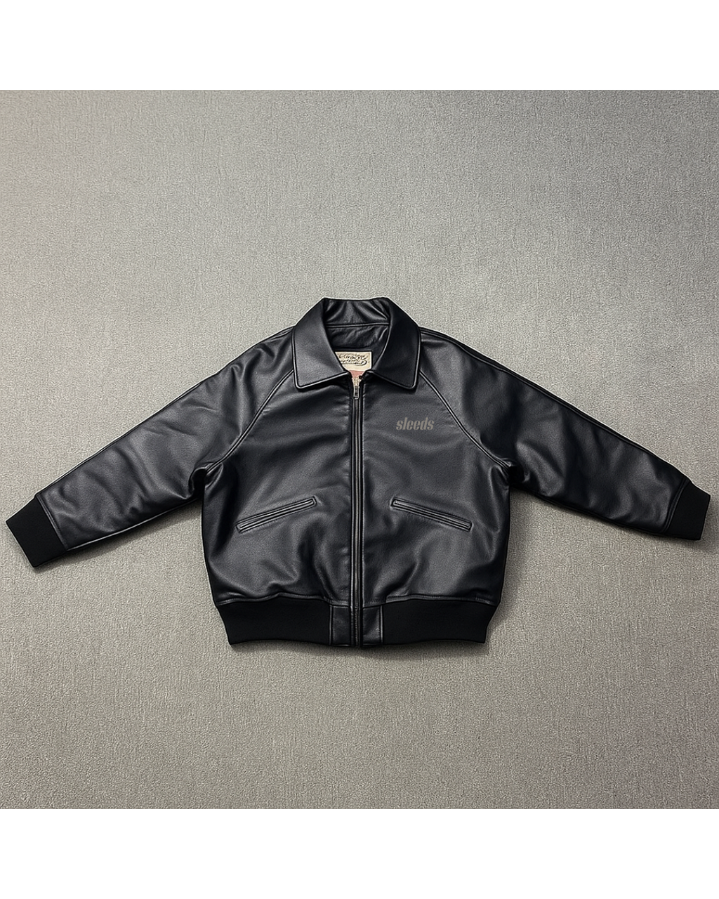 CHAQUETA CUERO sleeds